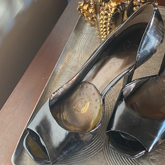 Jessica Simpson Peep Toe Heels - Picture 6 of 10